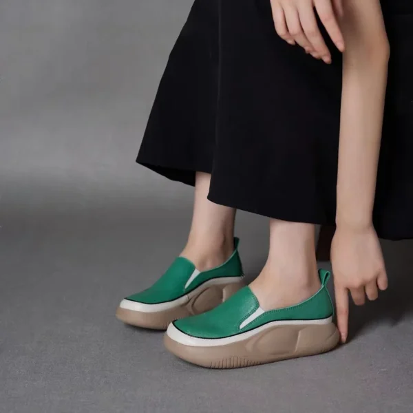 2023 Spring Autumn New Colored Round Head Fashion Leather Shoes for Women Wearing Comfortable Thick Sole Shoes on The Outside 4