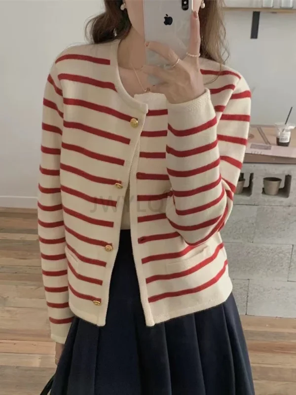 White Black Striped Knitted Sweater Cardigans Women Spring Short Cardigan Long Sleeve Cardigan Korean Fashion Long Sleeve Female 5