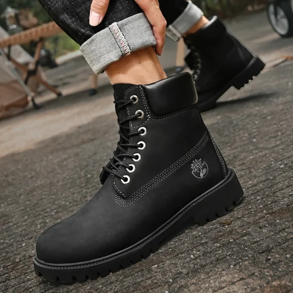 Boots Men High Top Boots Men's Leather Shoes Winter Fashion Plush Warm Shoes Outdoor Sneakers Lace Up Non-Slip Ankle Boots Male 6