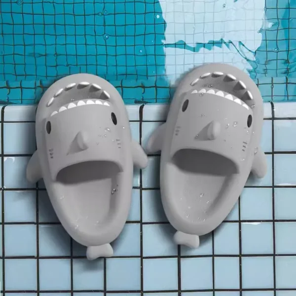 2023 New Shark Slippers Summer Shark Slides Women Men Indoor Bathroom Sandals Couples EVA Shoes Soft Female Outdoor Beach Shoes 1