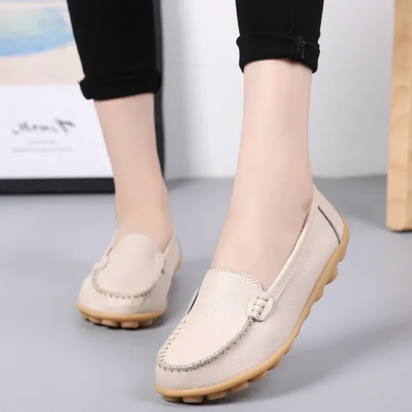 Genuine Leather Shoes Woman Soft Boat shoes for Women Flats shoes Big size 35-44 Ladies Loafers Non-Slip Sturdy Sole 2