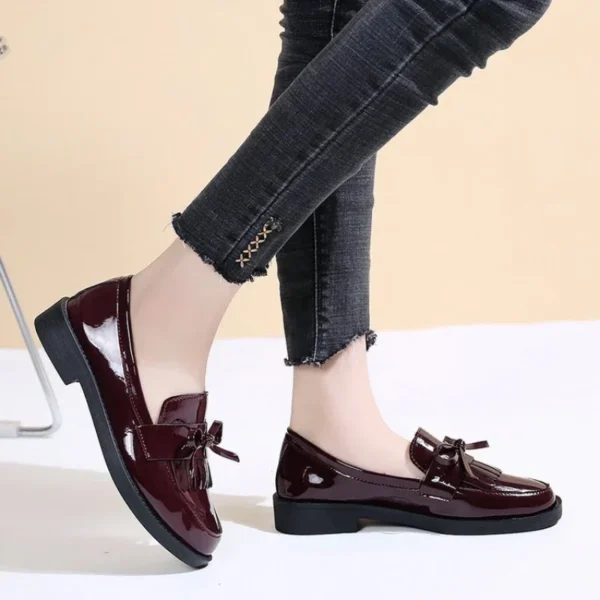 Womens Shoes Patent Leather Women Loafers British Tassel Casual Female Flat Shoes Bowknot Small Leather Shoe Comfortable Zapatos 6