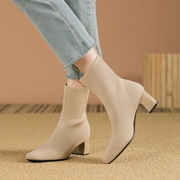 Women's boots 2024 new large fashionable knitted non slip rubber sole boots (heel height 5cm) 5