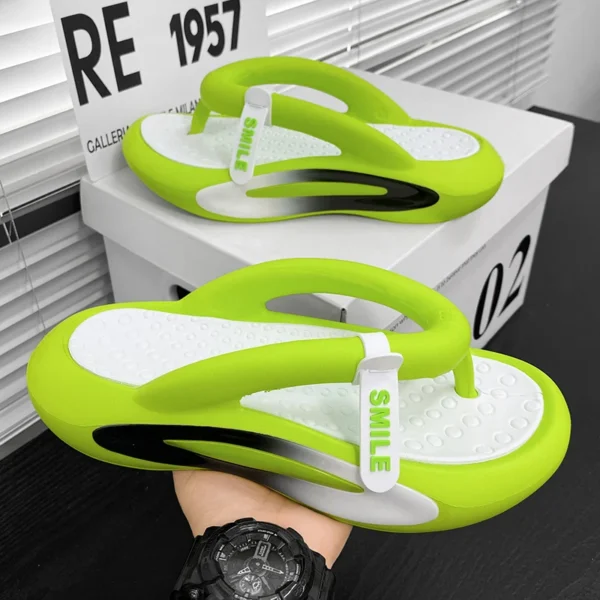 Men's New Summer Thick Soled Flip-flops Slippers Comfortable and Fashionable Outdoor Beach Women's Slippers Home Shoes 2023 New 1