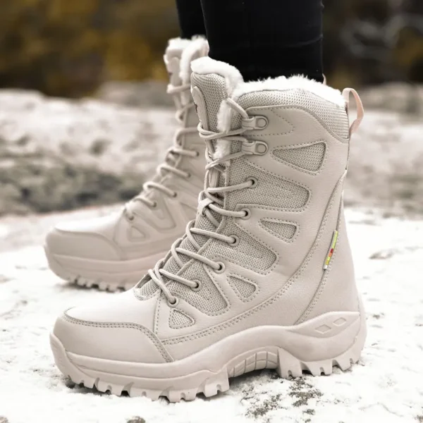 Moipheng Winter Boots Women Super Warm Plus Size 36-46 Mid-Calf Motorcycle Boots Warm Plush Platform Shoes Zapatos Para Mujer 1