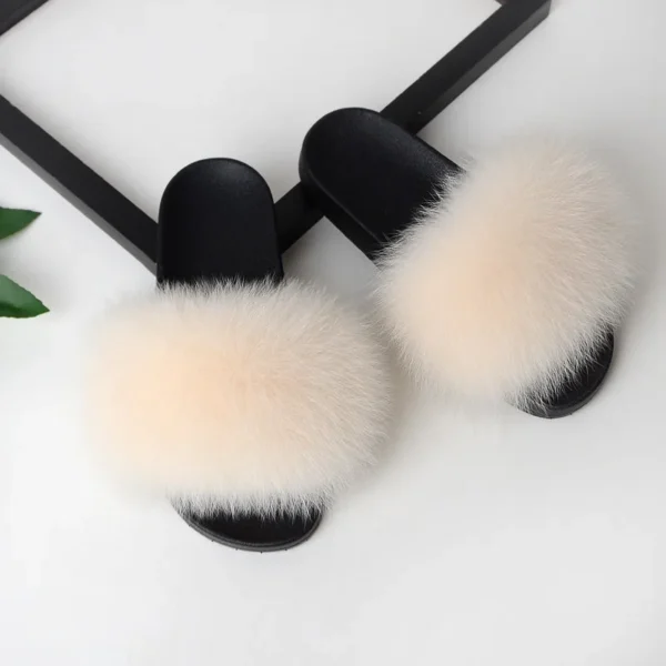 Women 2024 Fashion Summer Fox Fur Slippers Girls' Fuzzy Faux Fur Slides Fluffy Sandals Summer Cool Shoes Woman Furry Flip Flops 2