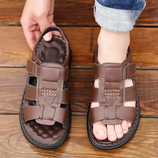 Men's Sandals Summer Outdoor Beach Shoes for Men Fashionable Leather Dad Sandals 2024 Breathable and Comfortable Male Sandals 2