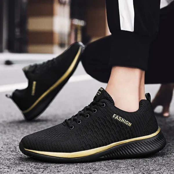 Hot Selling Light Running Shoes Men's and Women's Breathable Couple Running Shoe Walking Jogging Training Shoe Plus Size 35-48 2