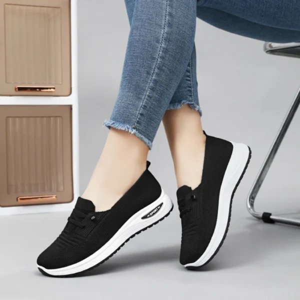 Trendy Casual Sports Shoes 2024 New Shallow Mouth Comfortable Women's Shoes Thick Sole Anti Slip Tie Up Zapatos De Mujer Sneaker 2