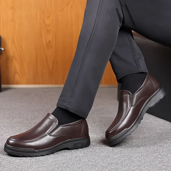 Vintage Men Leather Shoes Men dress shoes Slip On Business Casual Shoes Classic Soft Leather Hombre Breathable Men Flats 5