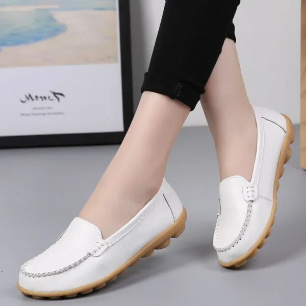 Genuine Leather Shoes Woman Soft Boat shoes for Women Flats shoes Big size 35-44 Ladies Loafers Non-Slip Sturdy Sole 1