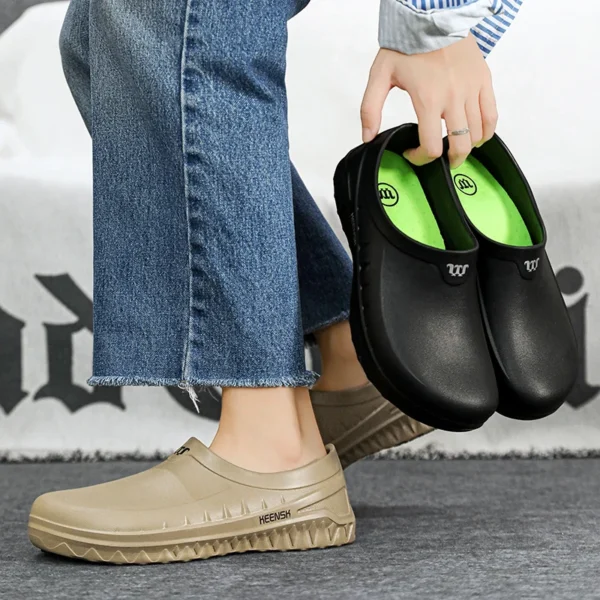 High Quality New Oil-proof Chef Shoes Men's Anti-slip Casual Sandals Mens Slip-on EVA Waterproof Shoes for Men Outdoor Work Shoe 6