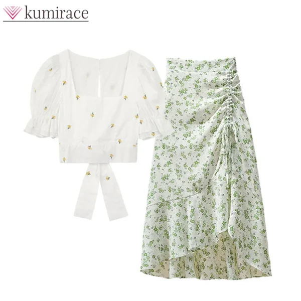 A Complete Set of Summer Outfits for the 2024 New Oversized Women's Floral Lace Up Top, Slimming Half Skirt Two-piece Set Dress 2