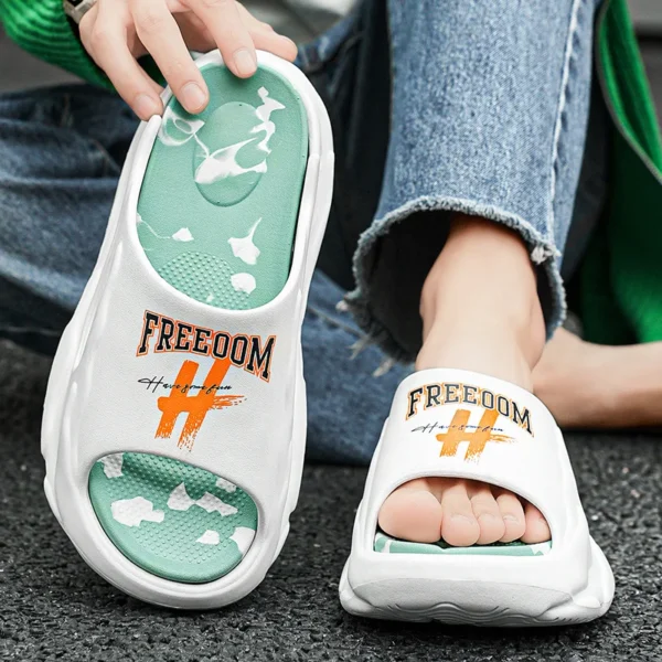 New Arrival Men Slippers Flip Flops Summer Shoes High Soft Bottom Sandals Fashion Flat Shoes Couple Beach Sandals Household 5