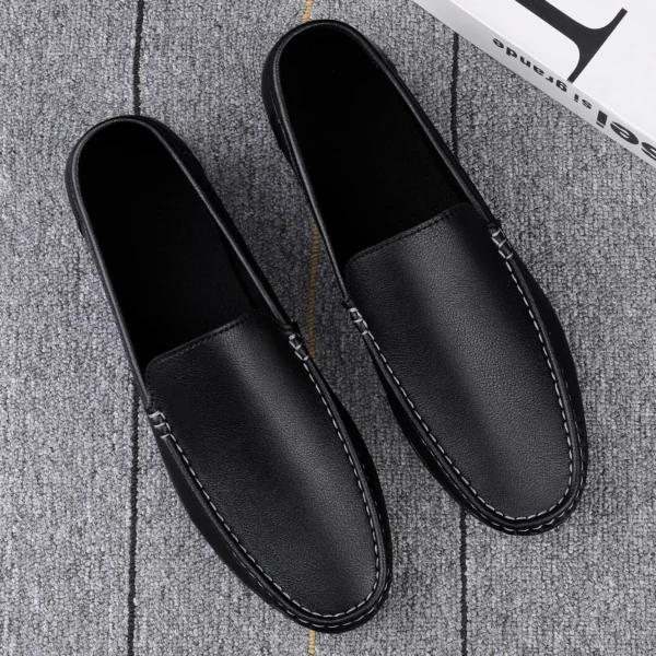 2022 Fashion Mens Shoes High Quality Brand Loafers Comfy Leather Boats Shoes White Men Summer Casual Shoes Mocassin Plus Size 47 5