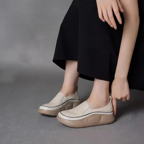 2023 Spring Autumn New Colored Round Head Fashion Leather Shoes for Women Wearing Comfortable Thick Sole Shoes on The Outside 5