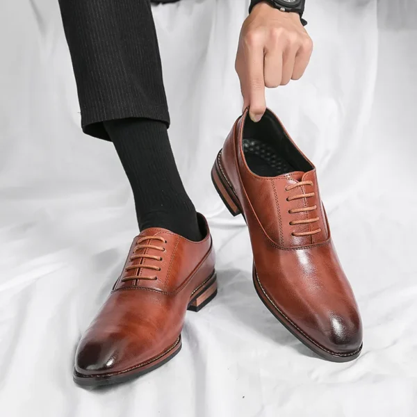 Luxury High Quality Men Shoes Fashion Casual Shoes Male Pointed Oxford Wedding Leather Dress Shoes Men Gentleman Office Shoes 4