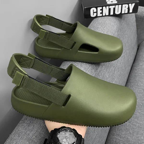 Summers Clogs Man Slippers Men Flat Mules Beach Sandals Quick Drying Water Shoes Work Casual Garden Lightweight Slippers 3