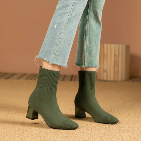 Women's boots 2024 new large fashionable knitted non slip rubber sole boots (heel height 5cm) 4